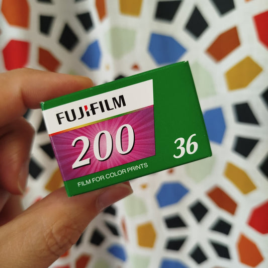 Fujifilm Color 200 36 pose