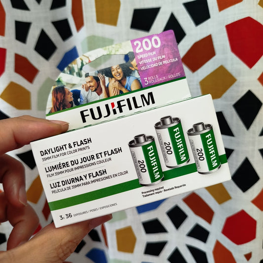 Fujifilm Color 200 Tripack 3x36 pose
